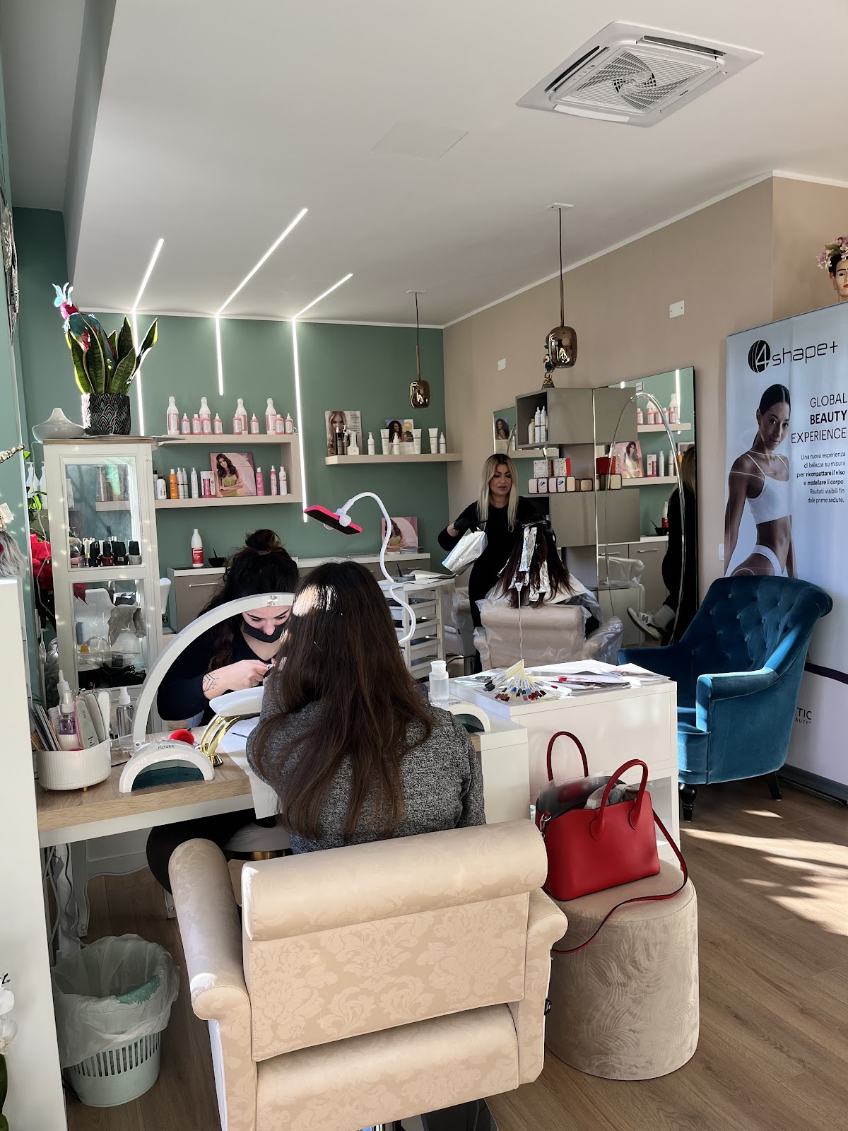 Interno Joia Beauty Lab